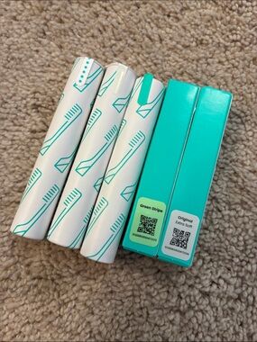 Assortment of Quip Electric Toothbrush Heads (5)